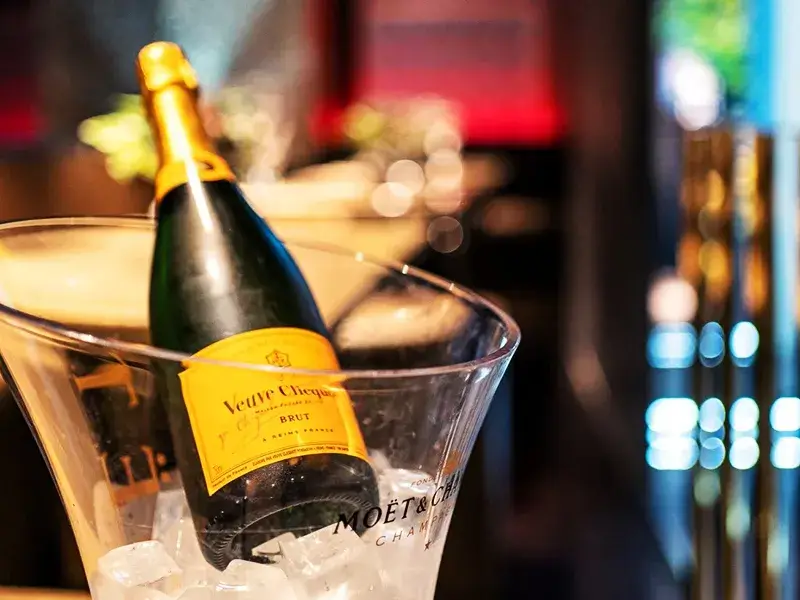 渋谷 クラブ BRAND SHIBUYA - ブランド渋谷 - 豊富なシャンパンメニューもご用意