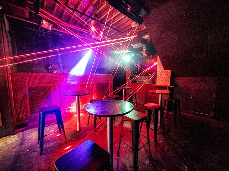 渋谷 クラブ BRAND SHIBUYA - ブランド渋谷 - 様々なライトアップメニューに対応可能な店内